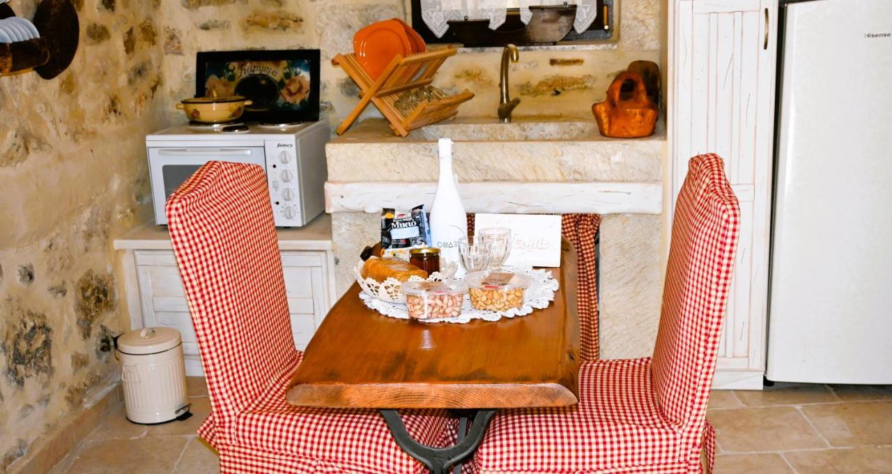 Villa Athina - Irene Country House إرابيترا المظهر الخارجي الصورة